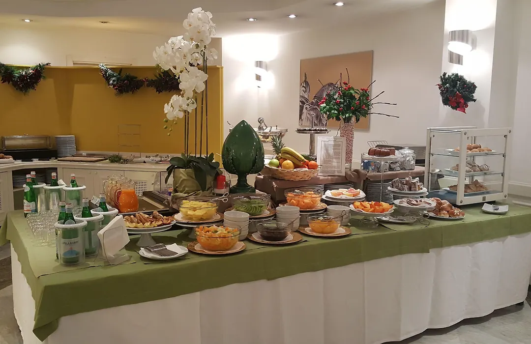 Jr Hotels Oriente Bari-1